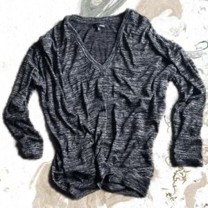 Aritzia Wilfred Free plunging v-neck long-sleeved heather grey jersey top